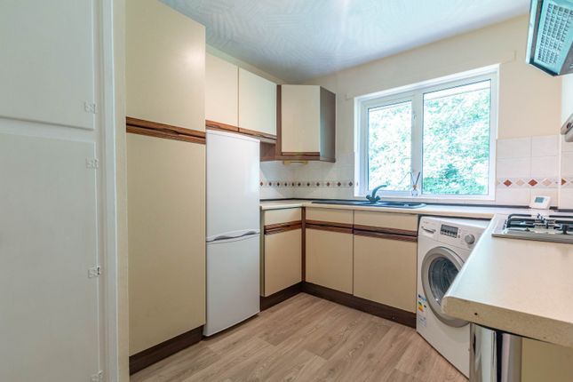15, Rydal Avenue, Shipley photo 4