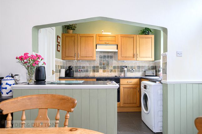 37, Sowerby New Road, West Yorkshire photo 3