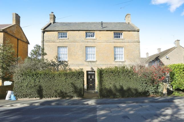 Thumbnail Flat for sale in Oxford Street, Moreton-In-Marsh, Gloucestershire