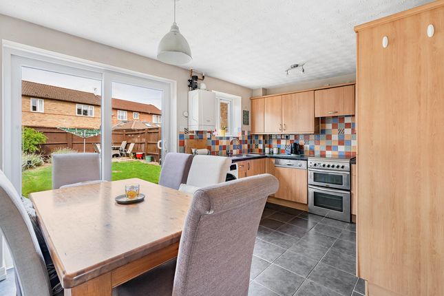 69, Willow Drive, Bicester photo 4
