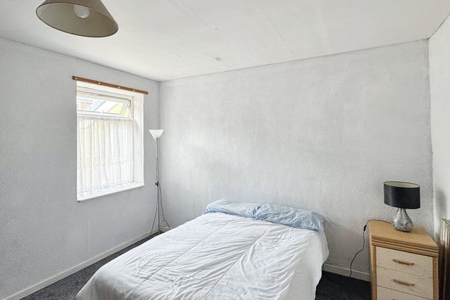 22a, Mersey Road, Widnes photo 4