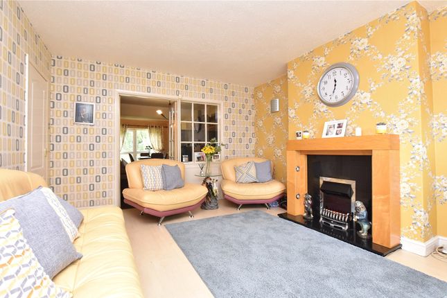 23, Ringwood Crescent, West Yorkshire photo 2