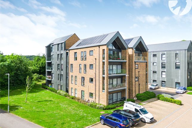 Thumbnail Flat for sale in Havelock Drive, Greenhithe, Kent