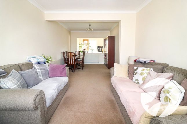 37, Coniston Close, Erith photo 2