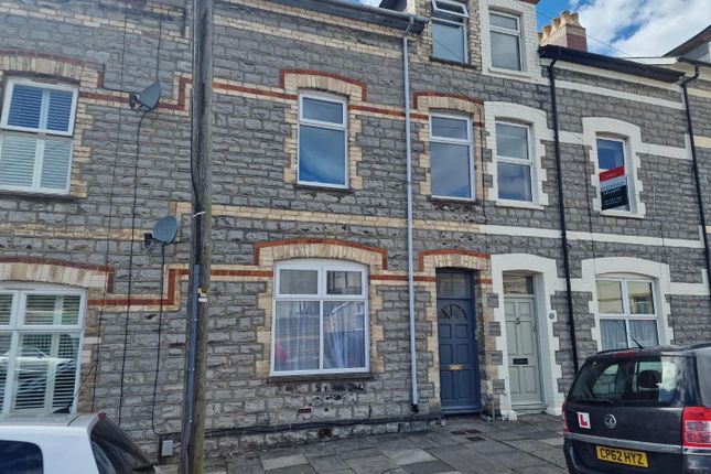 Flat to rent in Arcot Street, Penarth