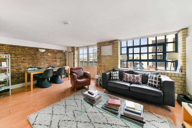 Thumbnail Flat to rent in Merchant Court, Wapping Wall, London