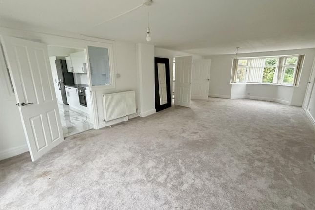 75, High Elm Road, Altrincham photo 3