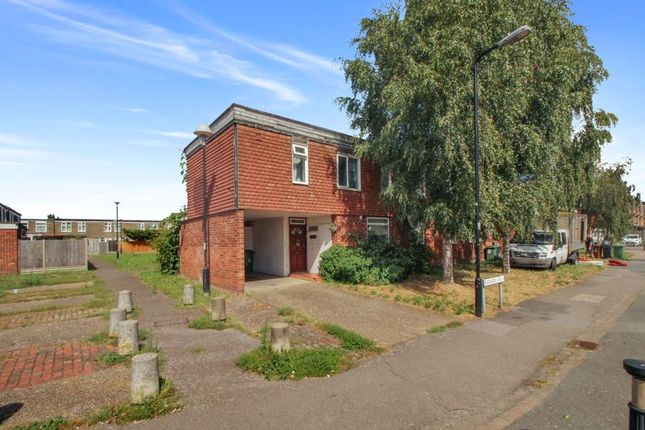 Thumbnail Terraced house for sale in Burnside Avenue, Chingford