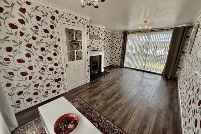 73, Millbrook, Gateshead photo 3