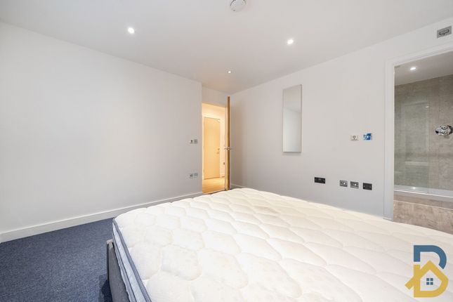 Apt 3, Westgate Apartments, London photo 4