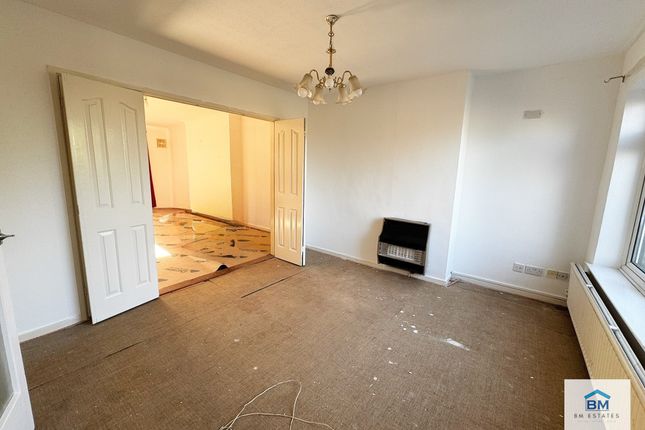 160, Downing Drive, Leicester photo 3