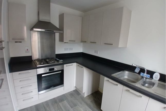 5, Junction Way, Kettering photo 2