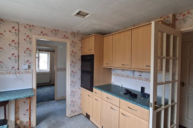 18, Collins Close, Broseley photo 2