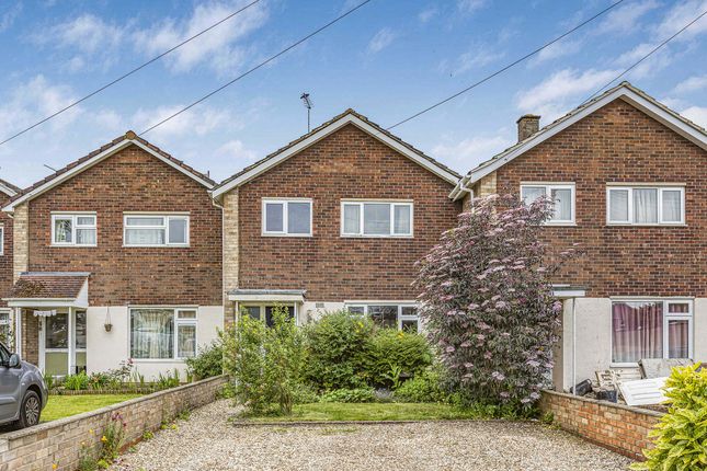 Thumbnail Terraced house for sale in Gainsborough Green, Abingdon