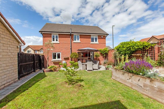 26 Hawke Brook Close, Chesterfield photo 4