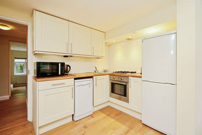 Flat 2, 85, Gipsy Lane, Oxford photo 2