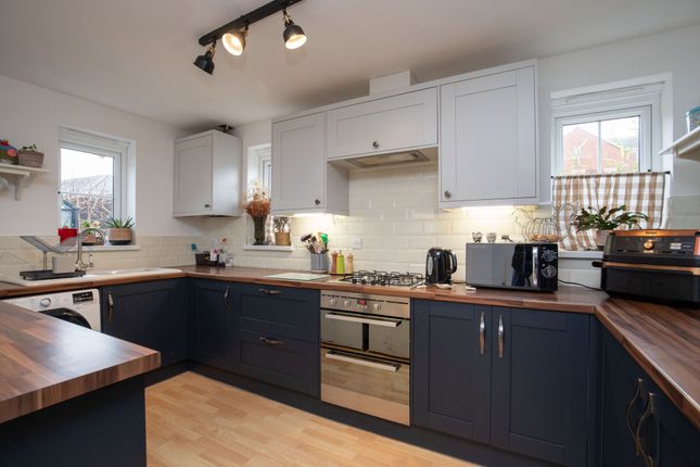 78 Willowbrook Gardens, Cardiff photo 3