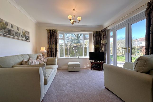 43, Village Way, Newark photo 4