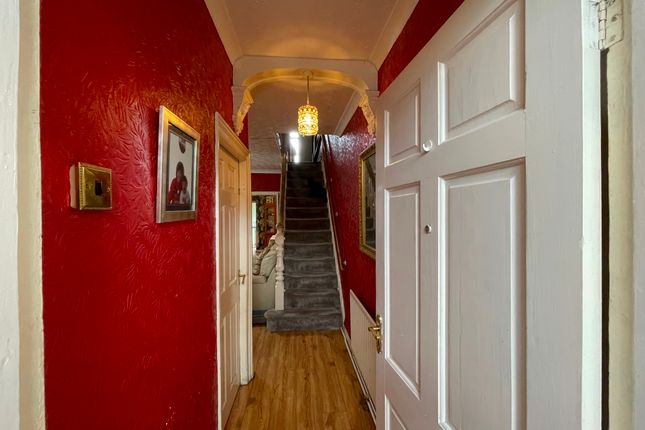 14 Evelyn Road, Neath photo 3