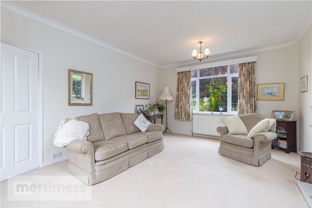 53, Woodfield Avenue, Lancashire photo 4