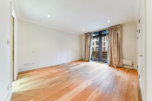 Flat for sale in Jacana Court, Star Place, Wapping, London