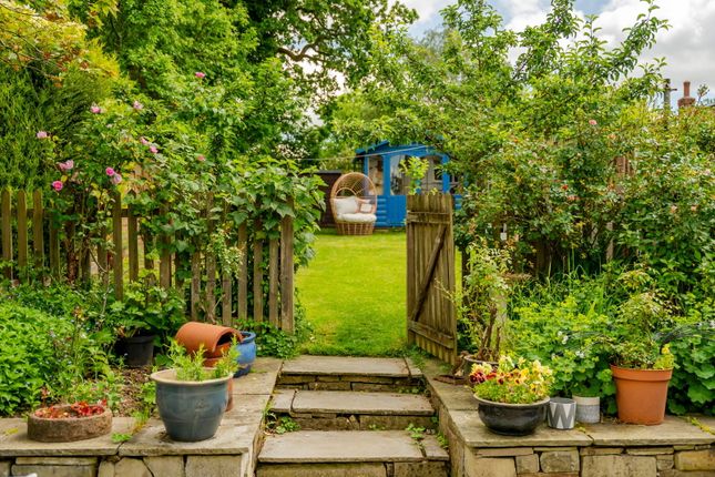 35, Walker Lane, Macclesfield photo 4