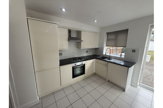 -, OLLERTON ROAD, LONDON photo 4
