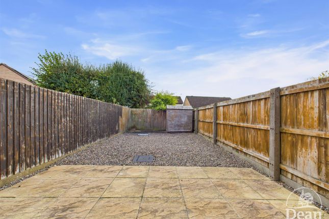 6, Witherby Walk, Lydney photo 2