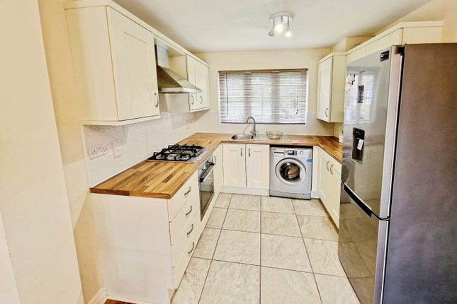 24, PETERBOROUGH photo 3