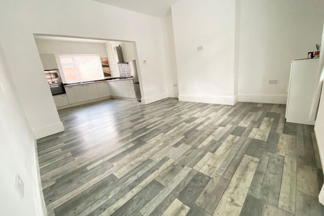 18, Twelfth Street, Peterlee photo 4