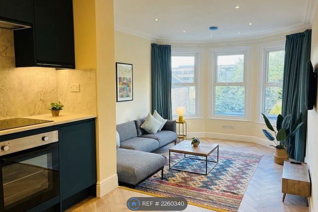 Woodside Park Road, London photo 2