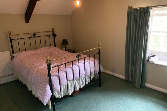 The Cottage - Bedroom 1