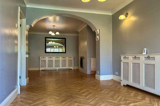 70, Arbory Avenue, Greater Manchester photo 4