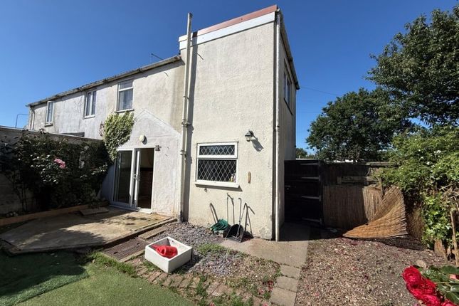 1 Gordon Cottages, Scratby Road, Great Yarmouth photo 2