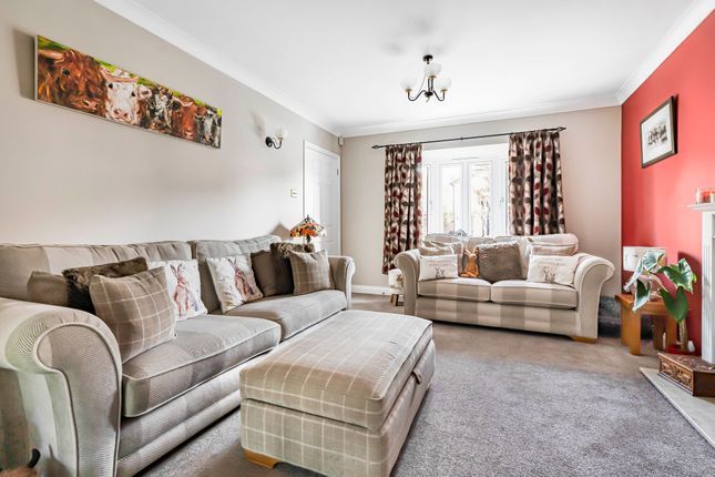 Clover House, Pasture Close, Cambs photo 4