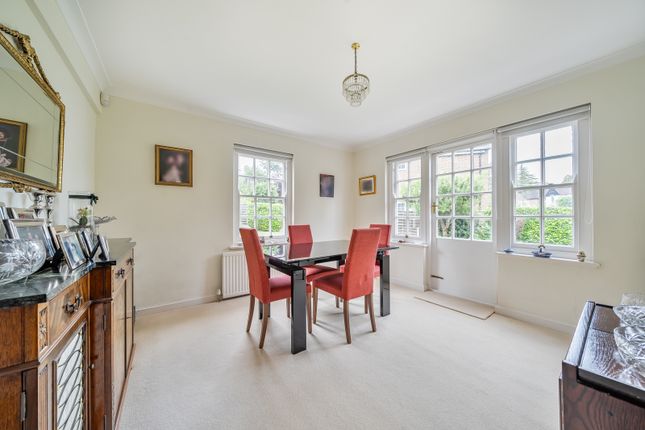 42, Marsworth Avenue, Pinner photo 3