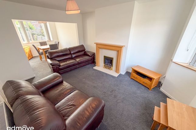 16 Bradley Close, Altrincham photo 2