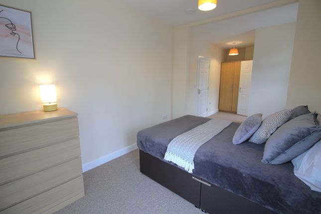 Shared accommodation to rent in West Street, South Kirkby, Pontefract
