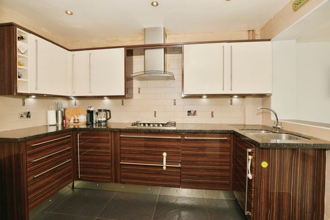 63, Leonard Road, New Romney photo 4