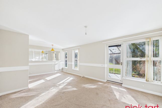 Westerkirk Drive, Telford photo 2
