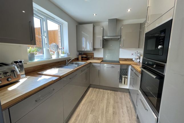 17, Ffordd Y Glowyr, Kidwelly photo 2