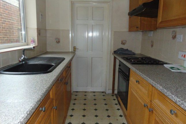 23, Leyton Road, Southampton photo 2