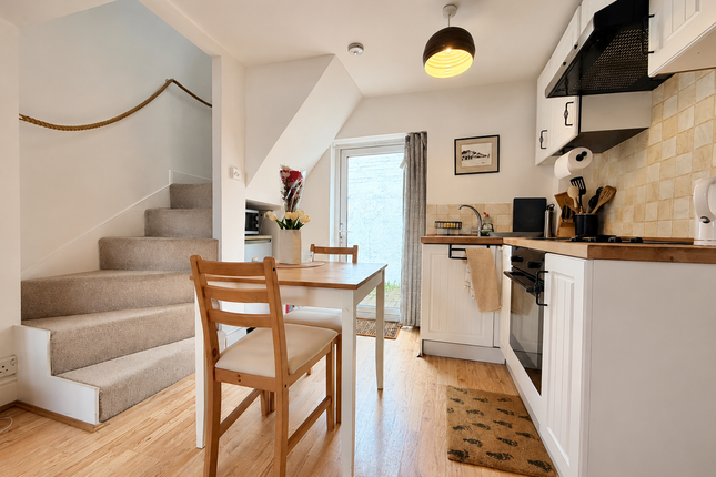 14, East Wonford Hill, Exeter photo 2