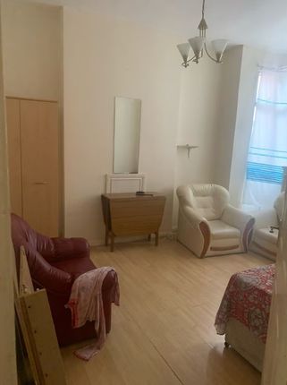 Thumbnail Room to rent in Alexander Road, Birmingham