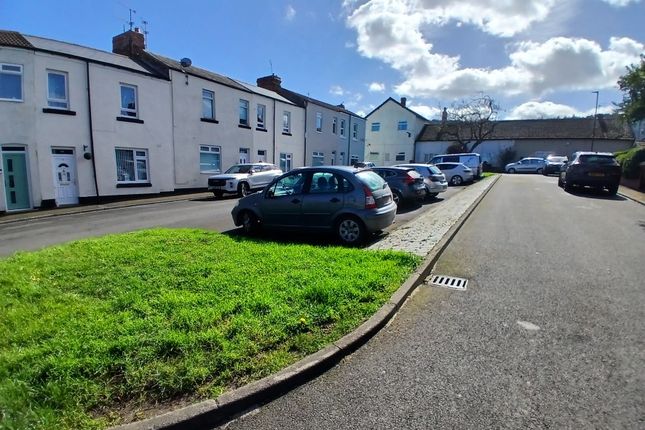 4 Hill View Terrace, New Marske, Redcar photo 2