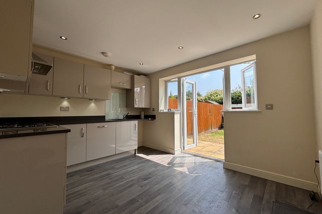 4, Burton-on-Trent photo 5