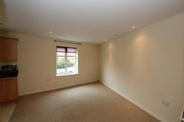 24, Blithfield  Way, Stoke-on-Trent photo 2