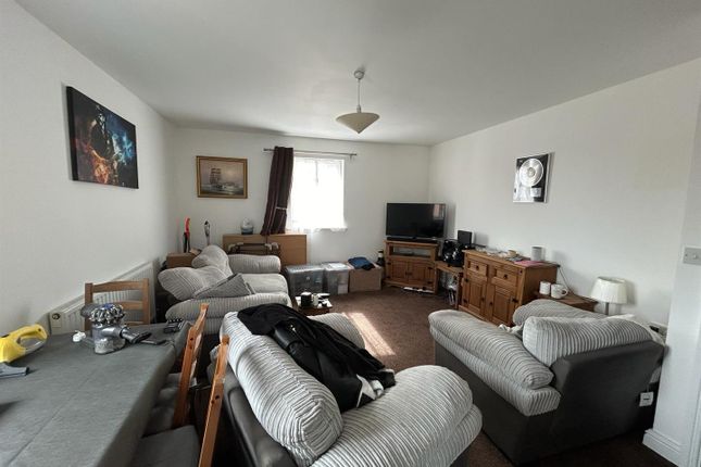 Flat to rent in Forlander Place, Louth