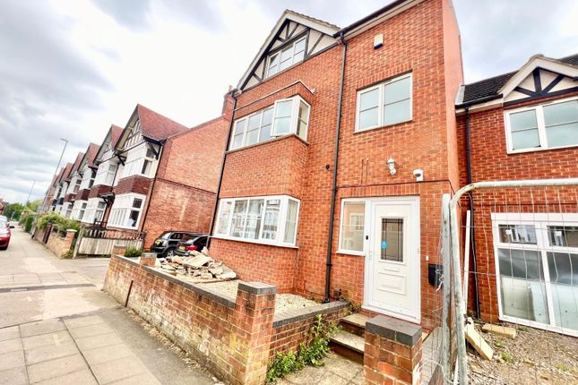 Thumbnail Property to rent in Abington Avenue, Abington, Northampton