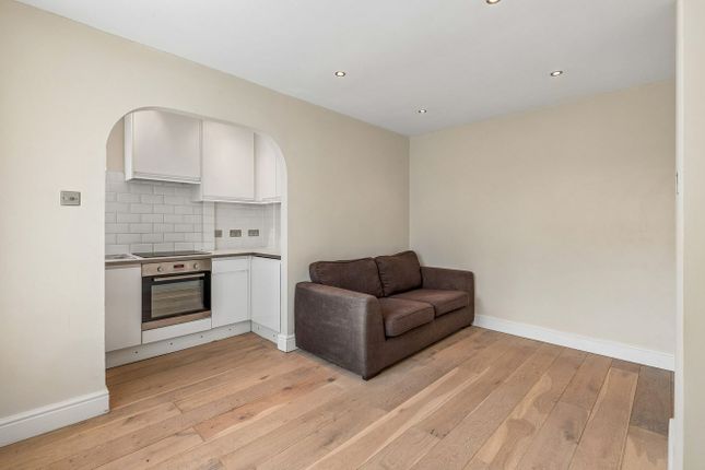 57 Kings Court, Kings Drive, Wembley photo 4